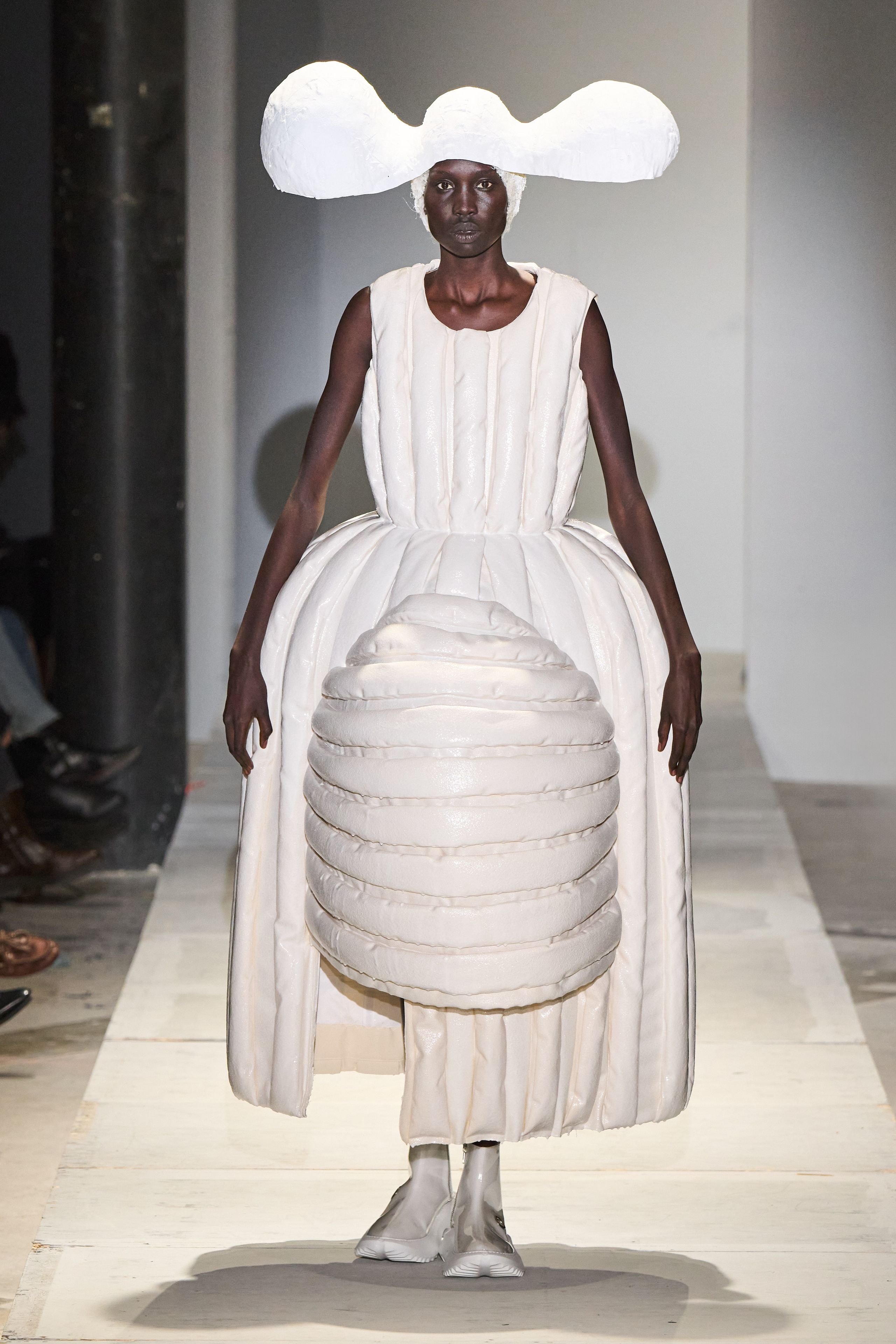 Comme des Garçons Spring 2025 Ready-to-Wear Collection | Vogue