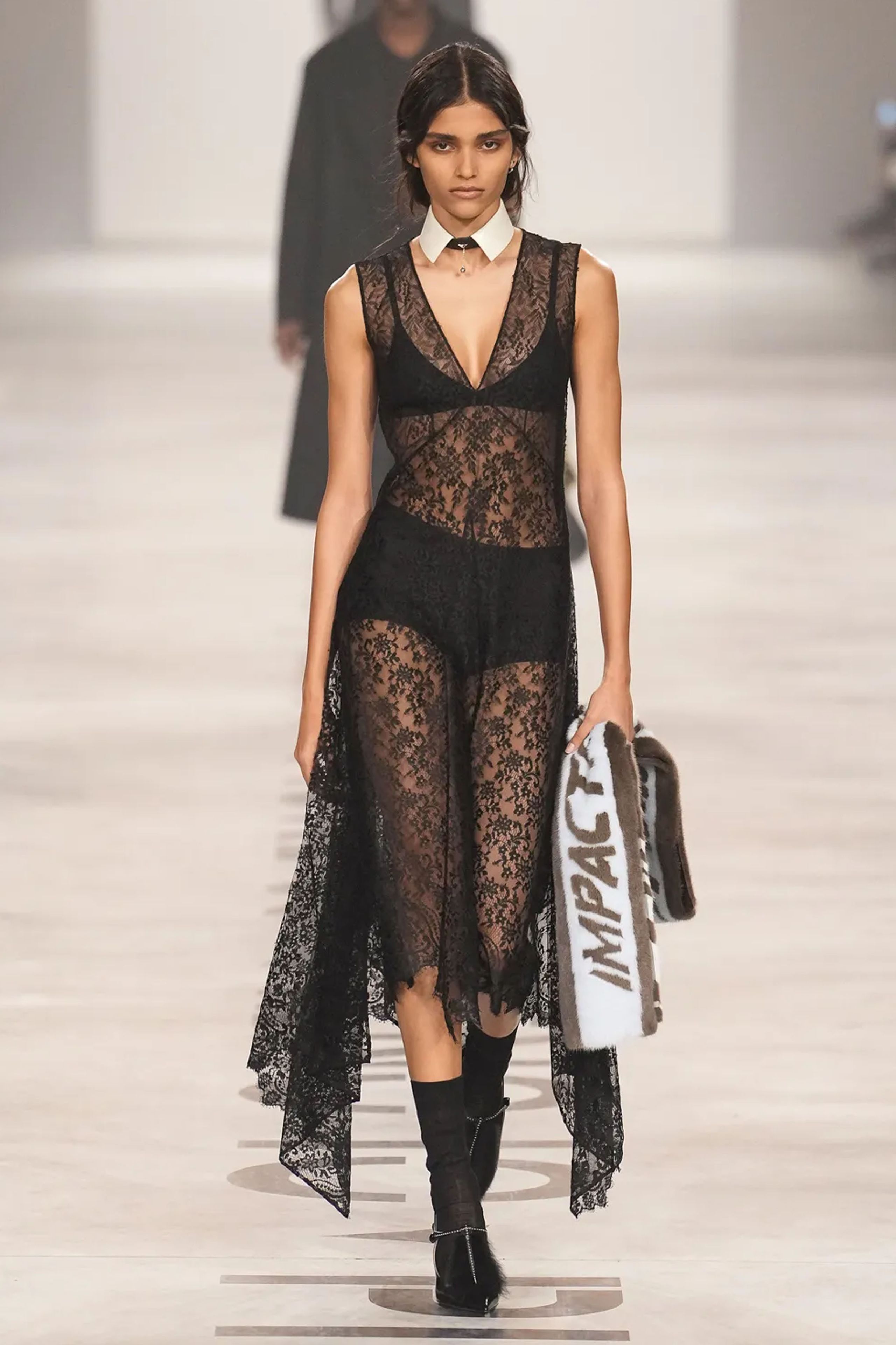 A Real Palate Cleanser”: First Reactions to Maria Grazia Chiuri's