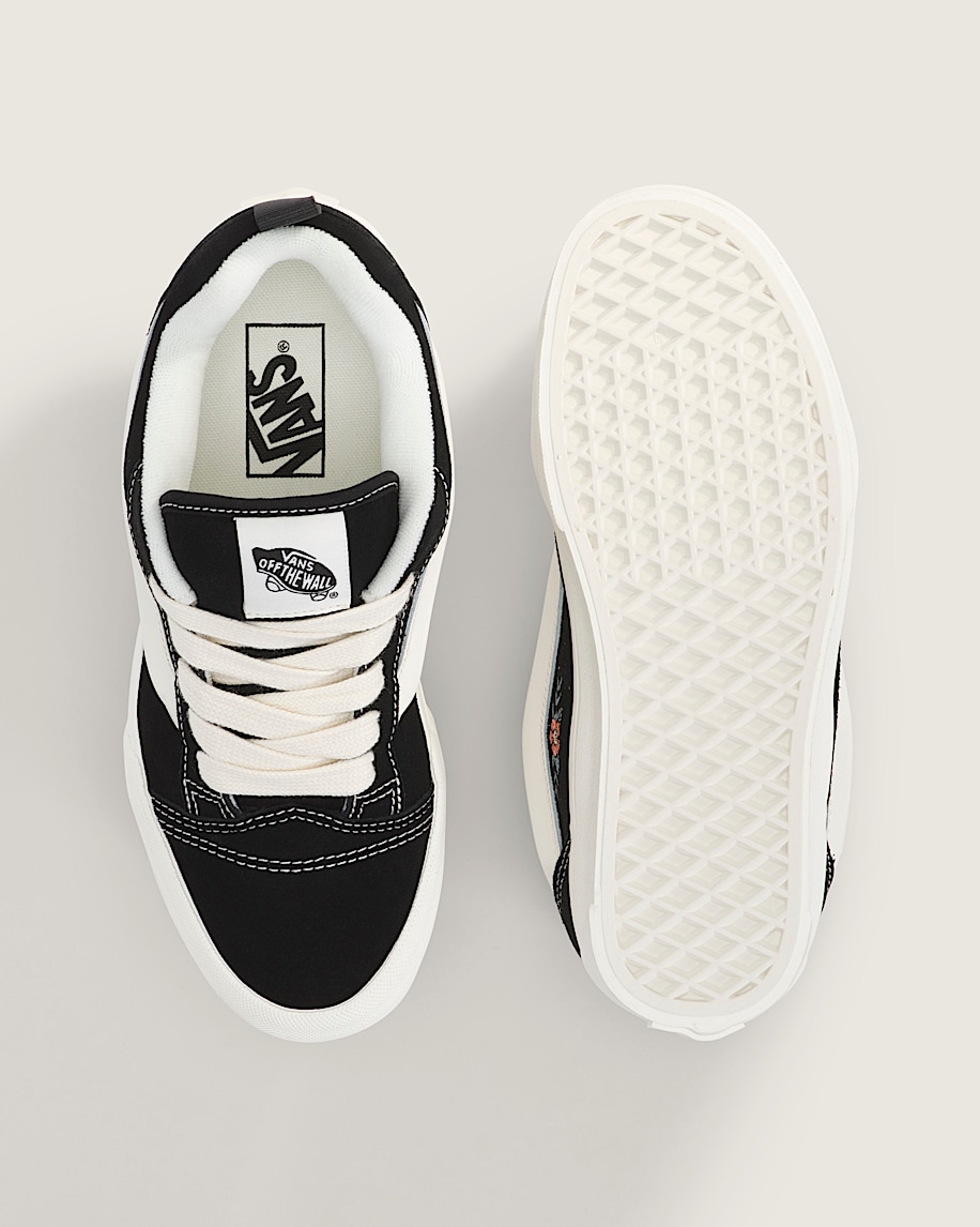 Knu Skool Shoe in Black | Vans