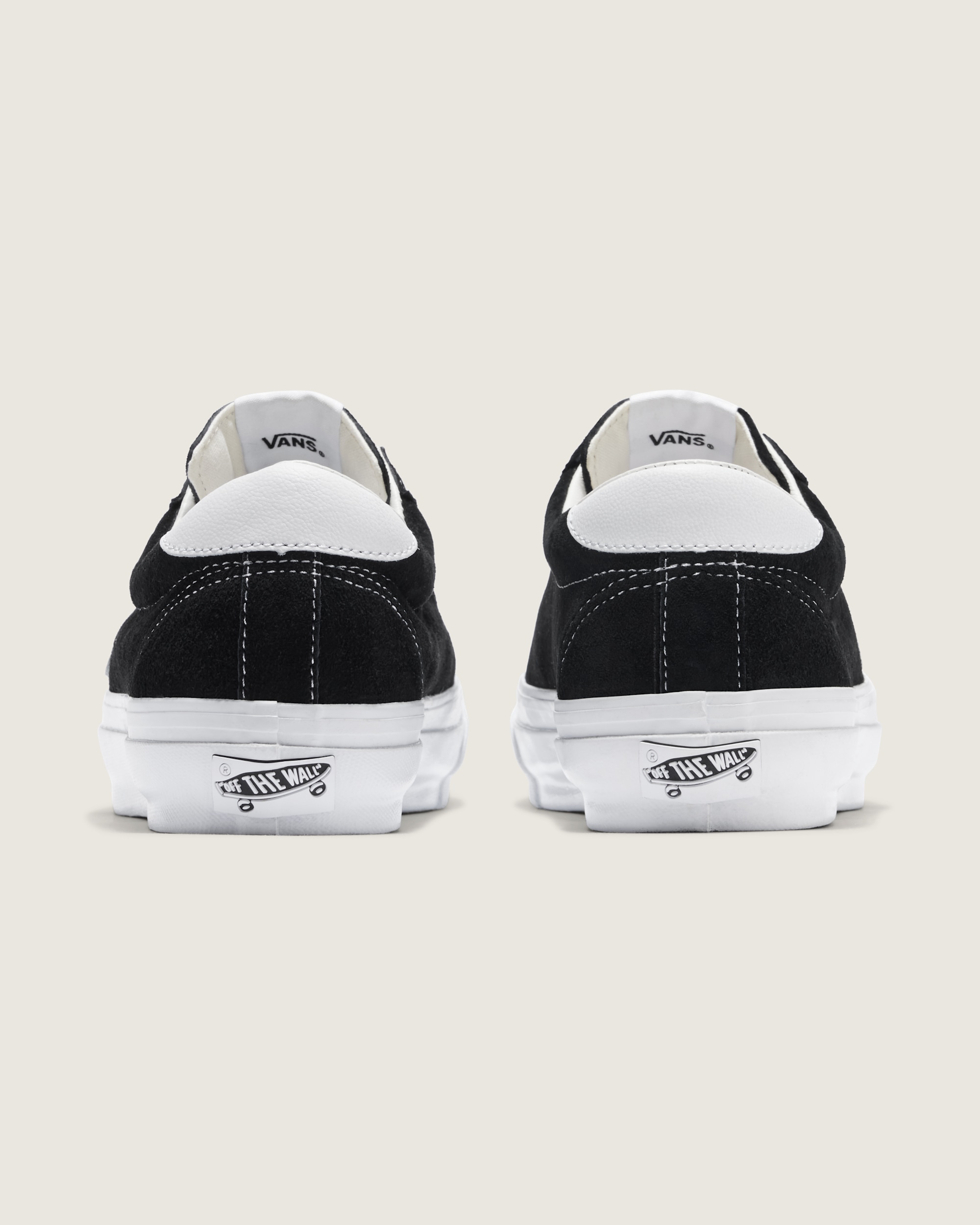 Premium Sport 73 Shoe in Black | Vans
