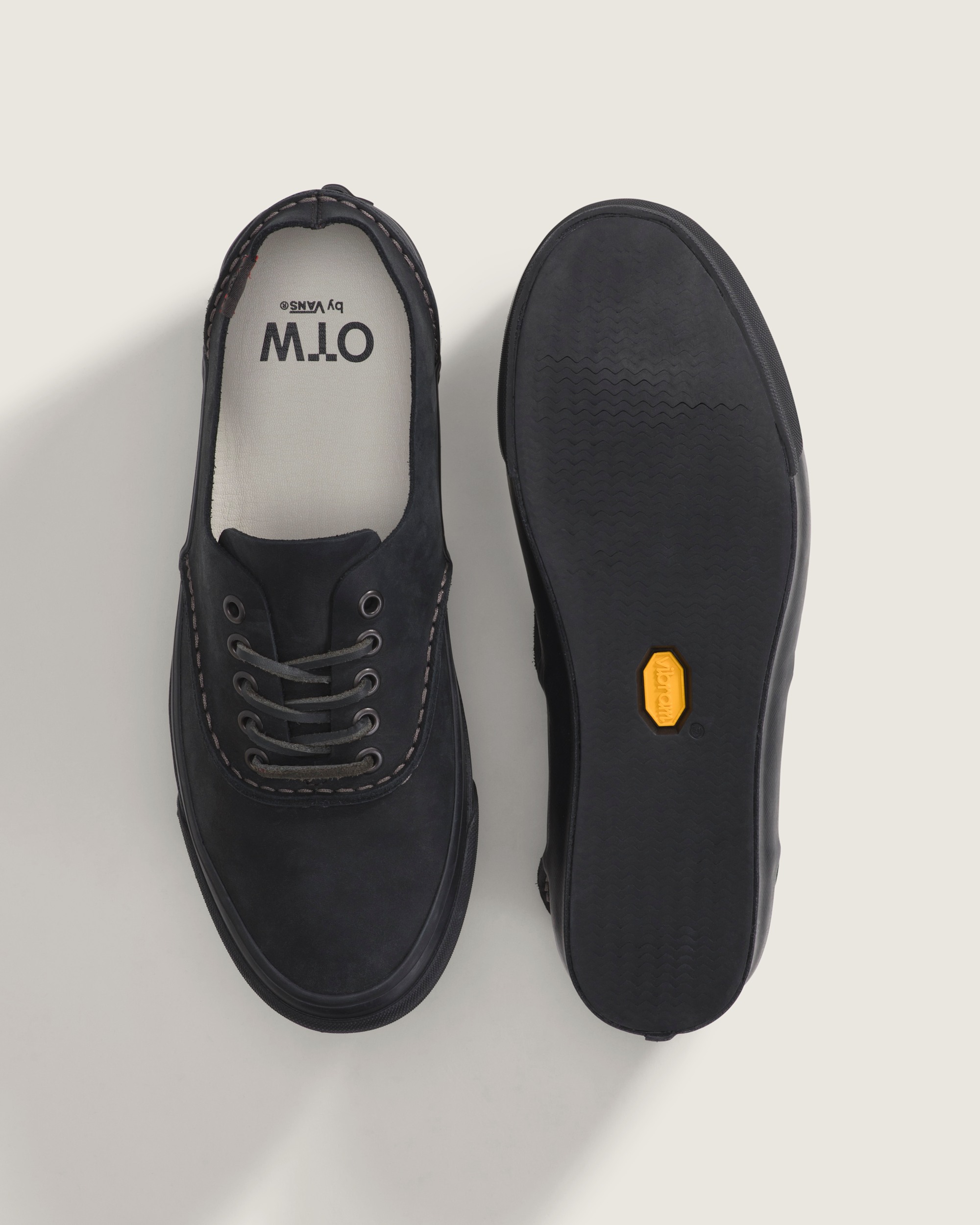 OTW Era 95 Moc Stitch Vibram en Black | Vans CA