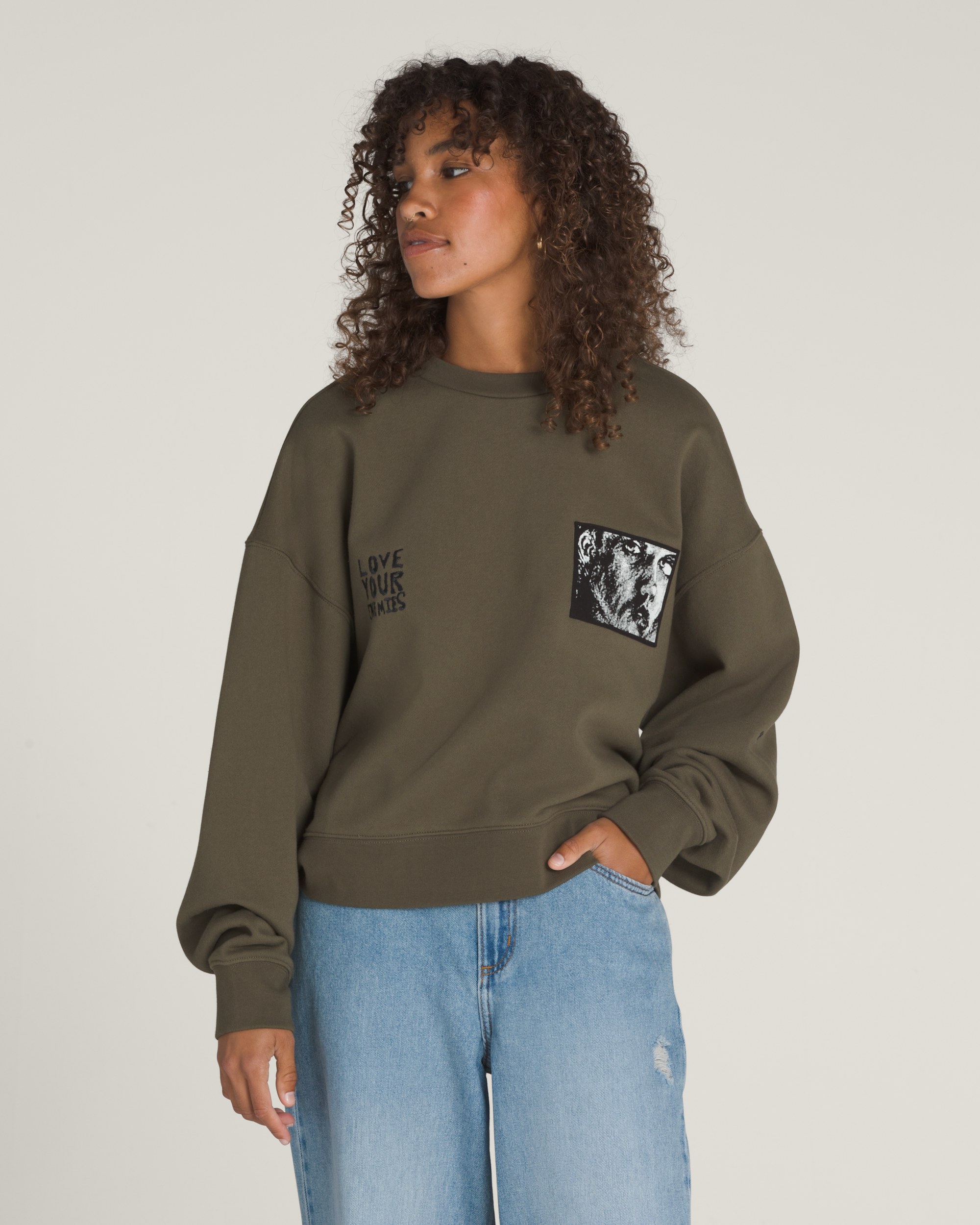 Skate Lisa Crew Sweatshirt en Grape Leaf Green | Vans CA