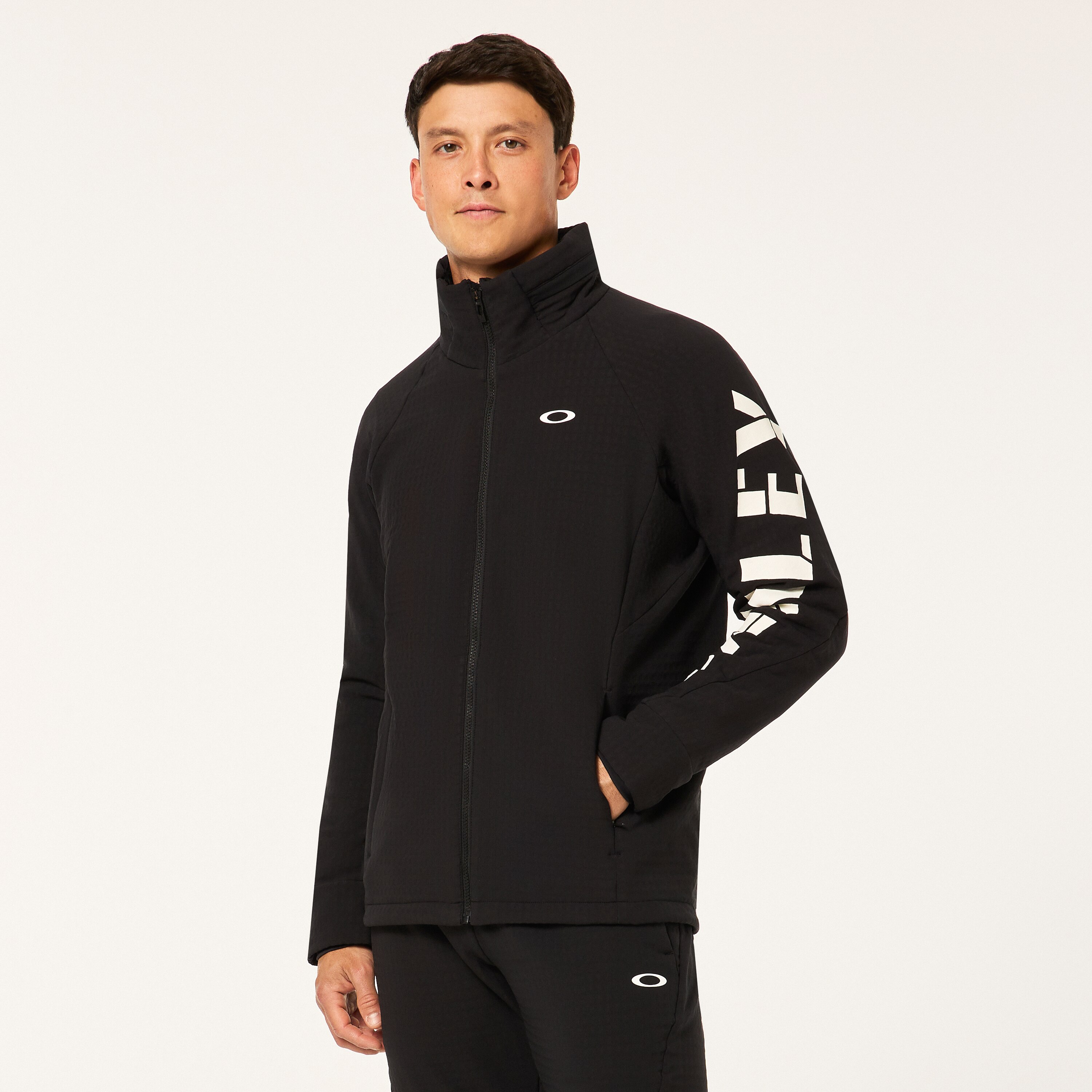 Oakley Enhance 3Rdg Shield Warm Jkt 1.0 - Blackout | Oakley® 日本