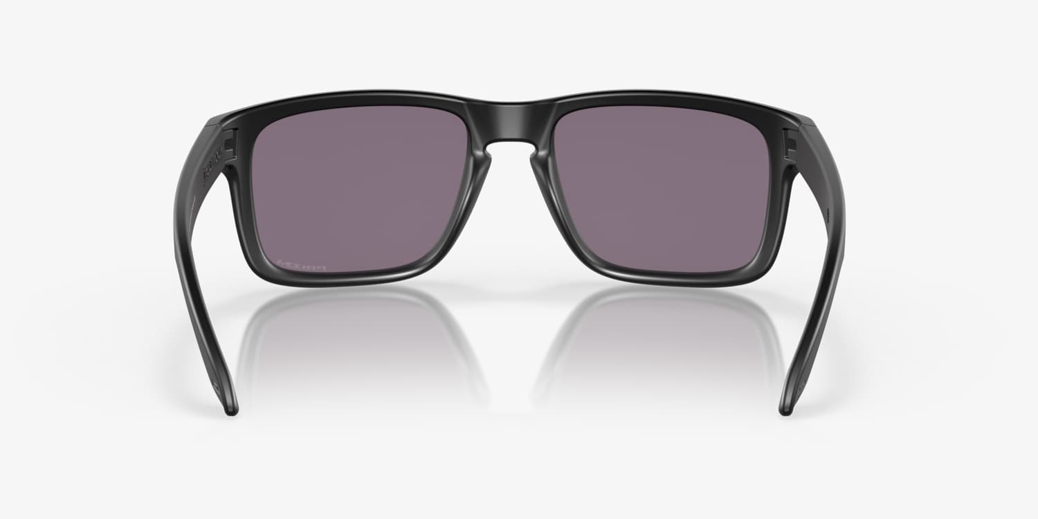 Oakley OO9102 Holbrook™ Sunglasses | LensCrafters