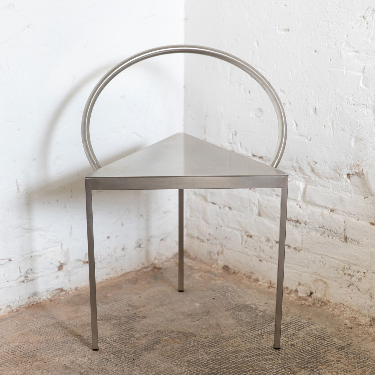 ◯【ほぼ未使用】FRAMA Triangolo Chair ステンレスチェア Triangolo