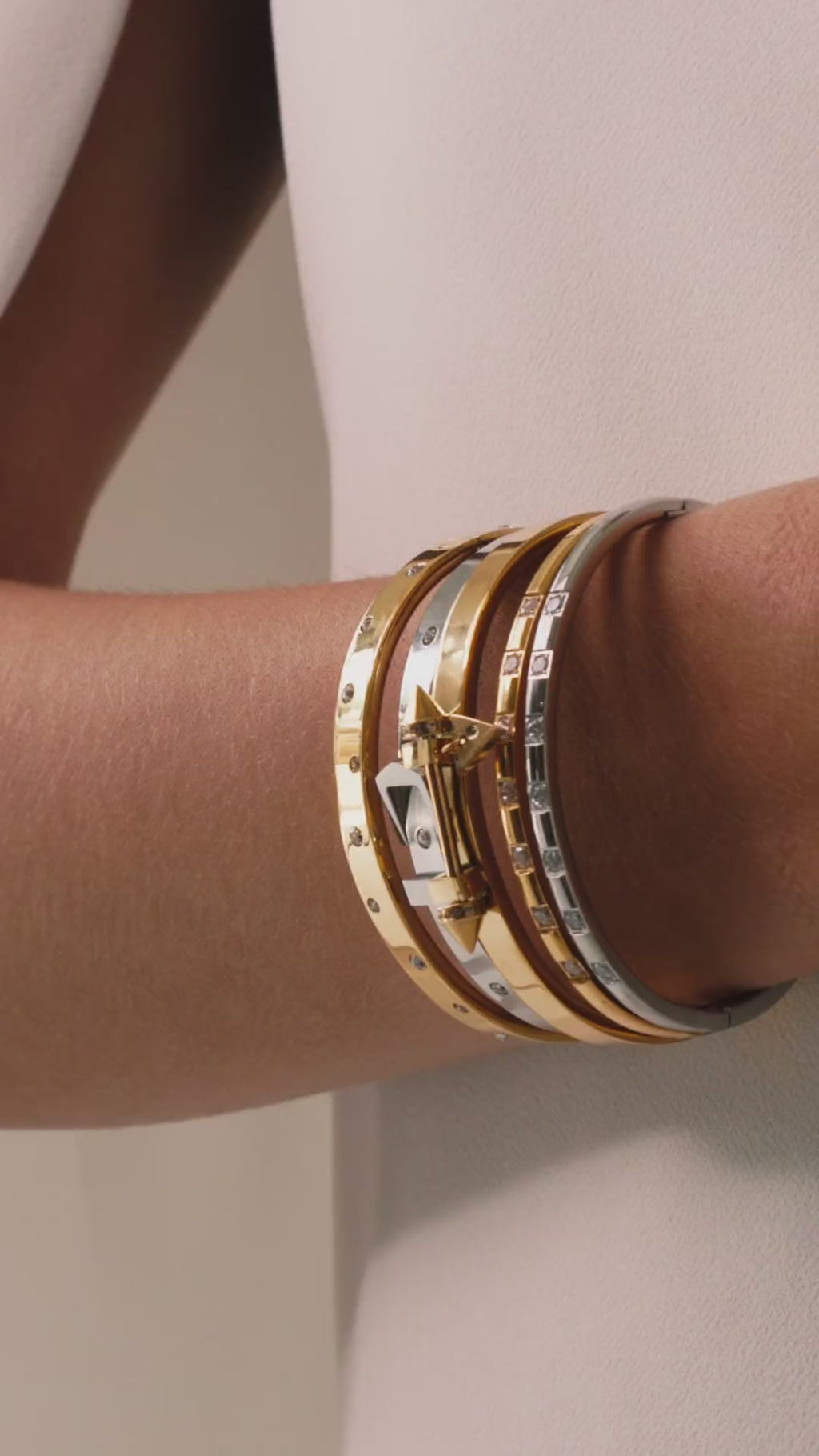 アクセサリー masayoshi TRIANGLE plane bracelet masayoshi TRIANGLE