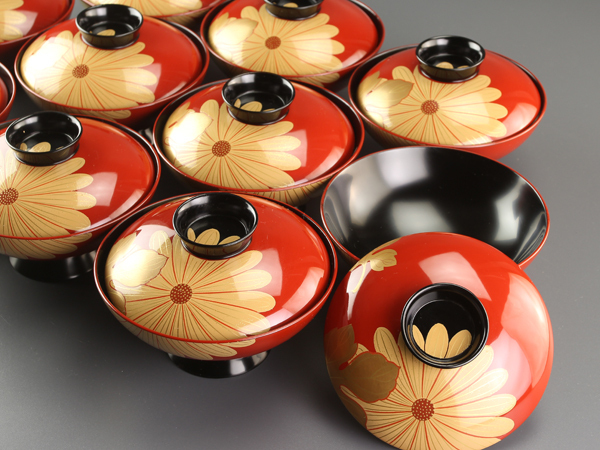 輪島塗 田谷漆器店 松蒔絵 煮物椀 三客 共箱 美品 輪島塗 田谷漆器店