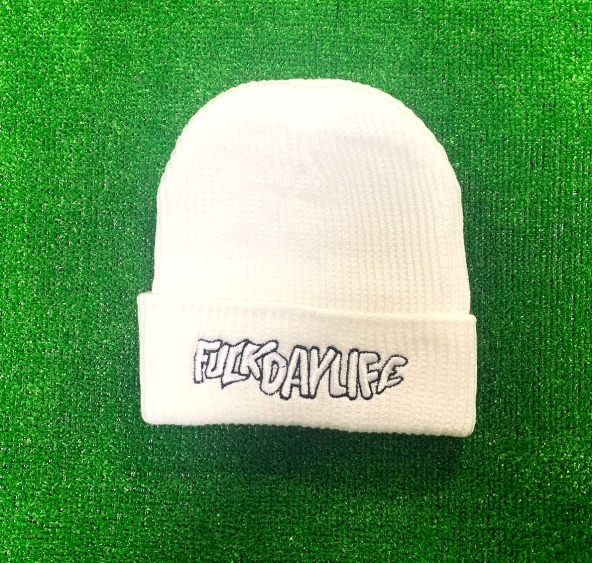 FUCKDAYLIFE ビーニー 帽子ニット 白｜Yahoo!フリマ（旧PayPayフリマ）