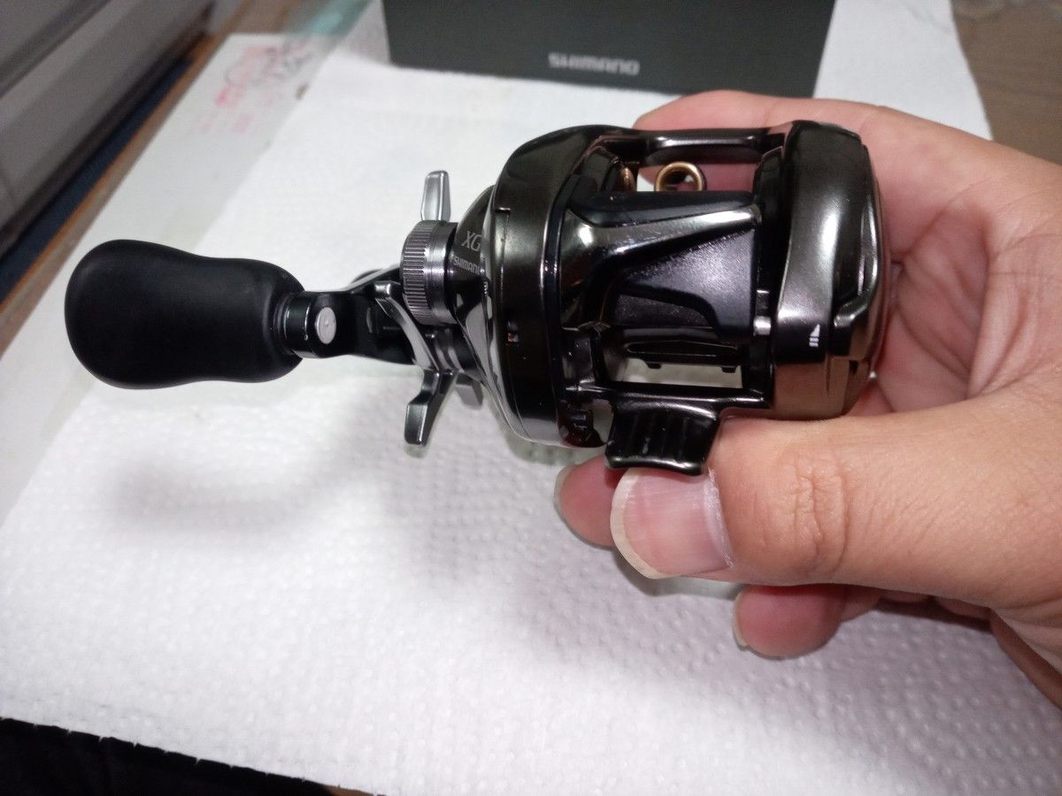シマノ SHIMANO シマノ SHIMANO 20メタニウム XG LEFT ハンドル交換品