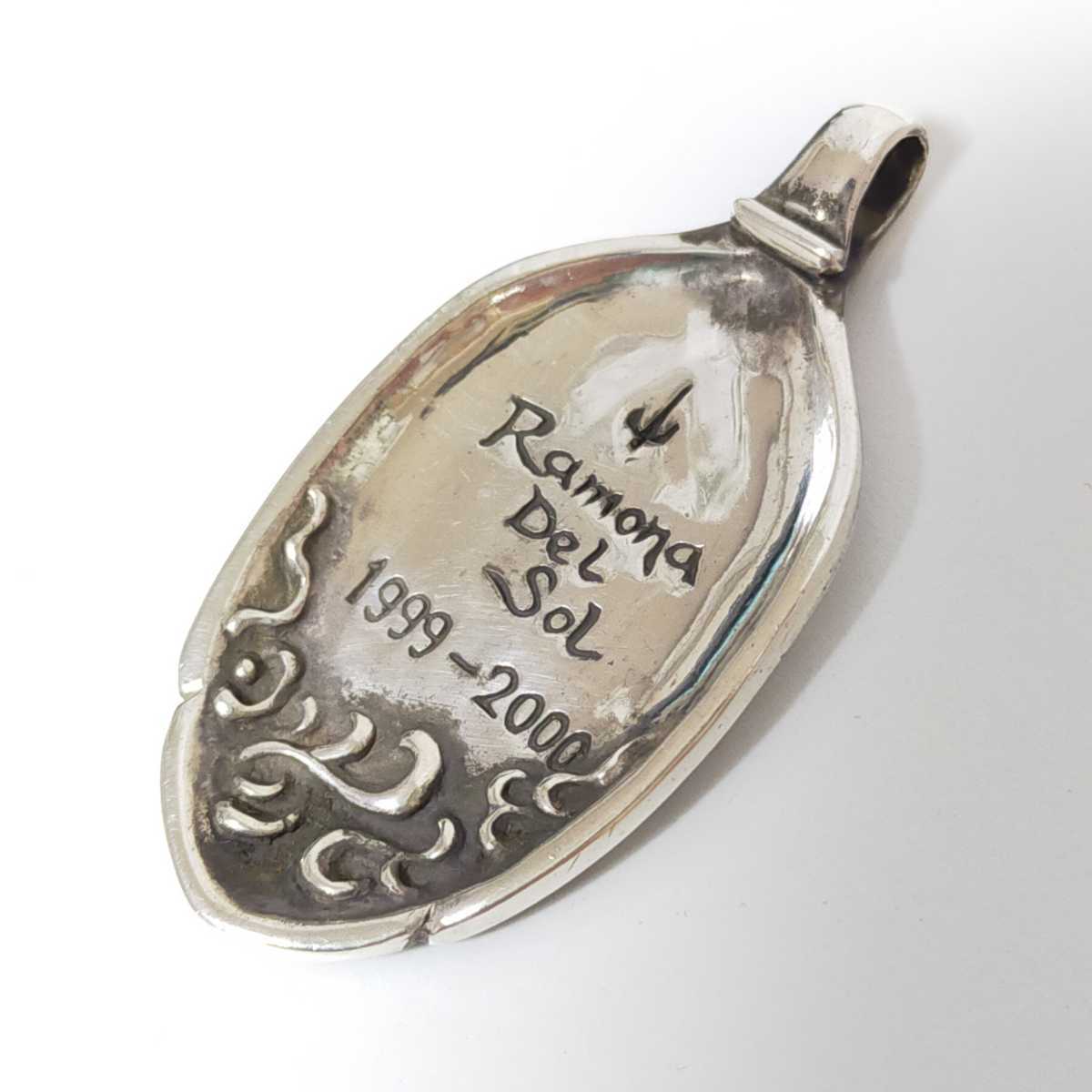 Ramona Del Sol silver バングル