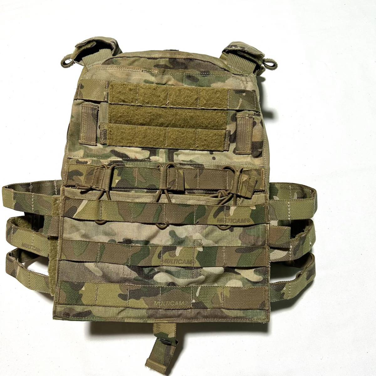 送料無料 実物 Crye Precision AVS STANDARD Mサイズ マルチカム