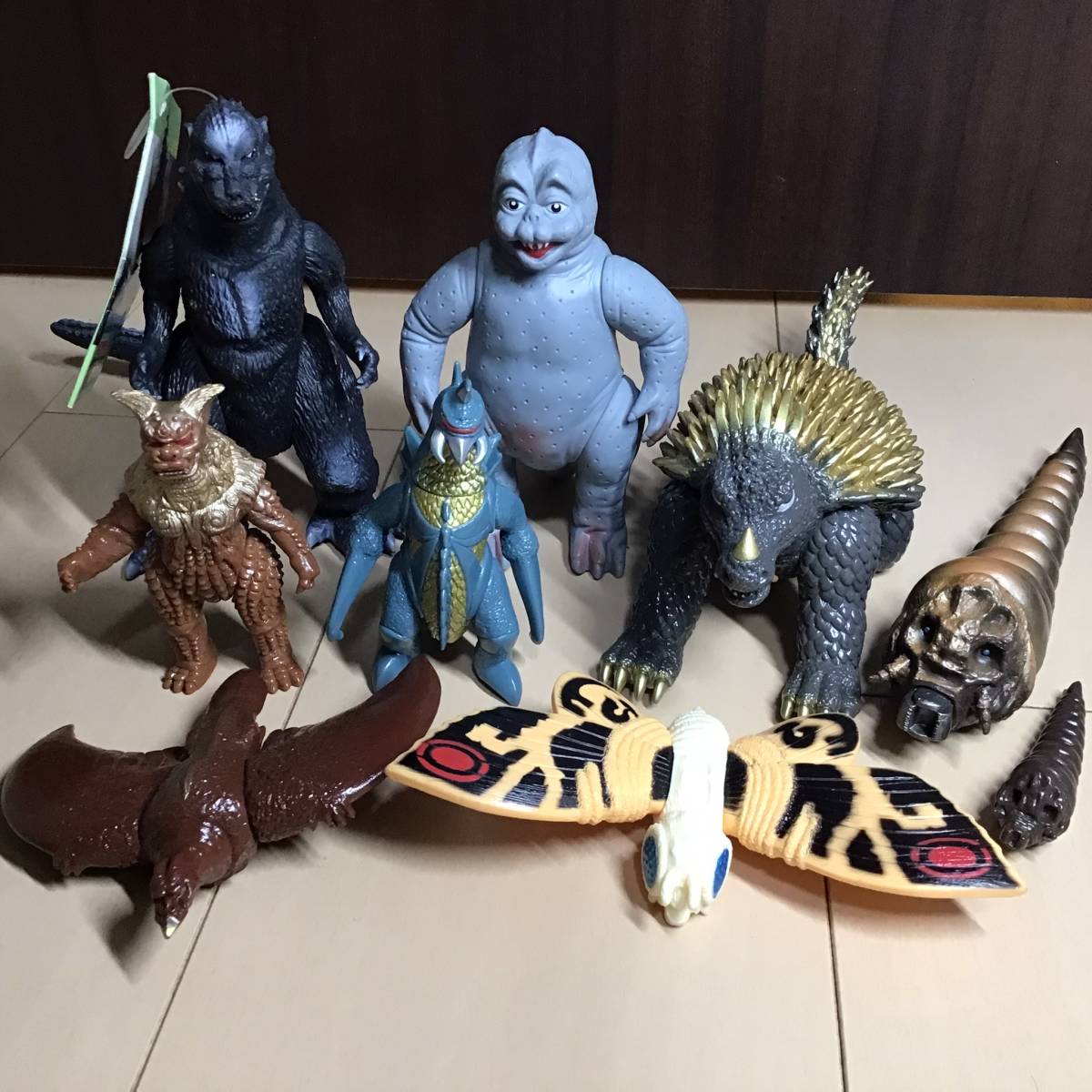 Yahoo!オークション - バンダイ 1990年代 ゴジラ 東宝怪獣ソフビ セッ