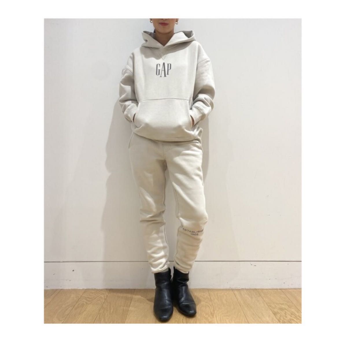 GAP 光る ロゴ リフレクター セットアップ パーカー スウェット パンツ