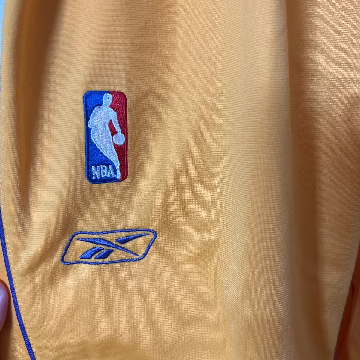XL 大きなサイズ NBA レイカーズ ウォームアップパンツ （サイドフル