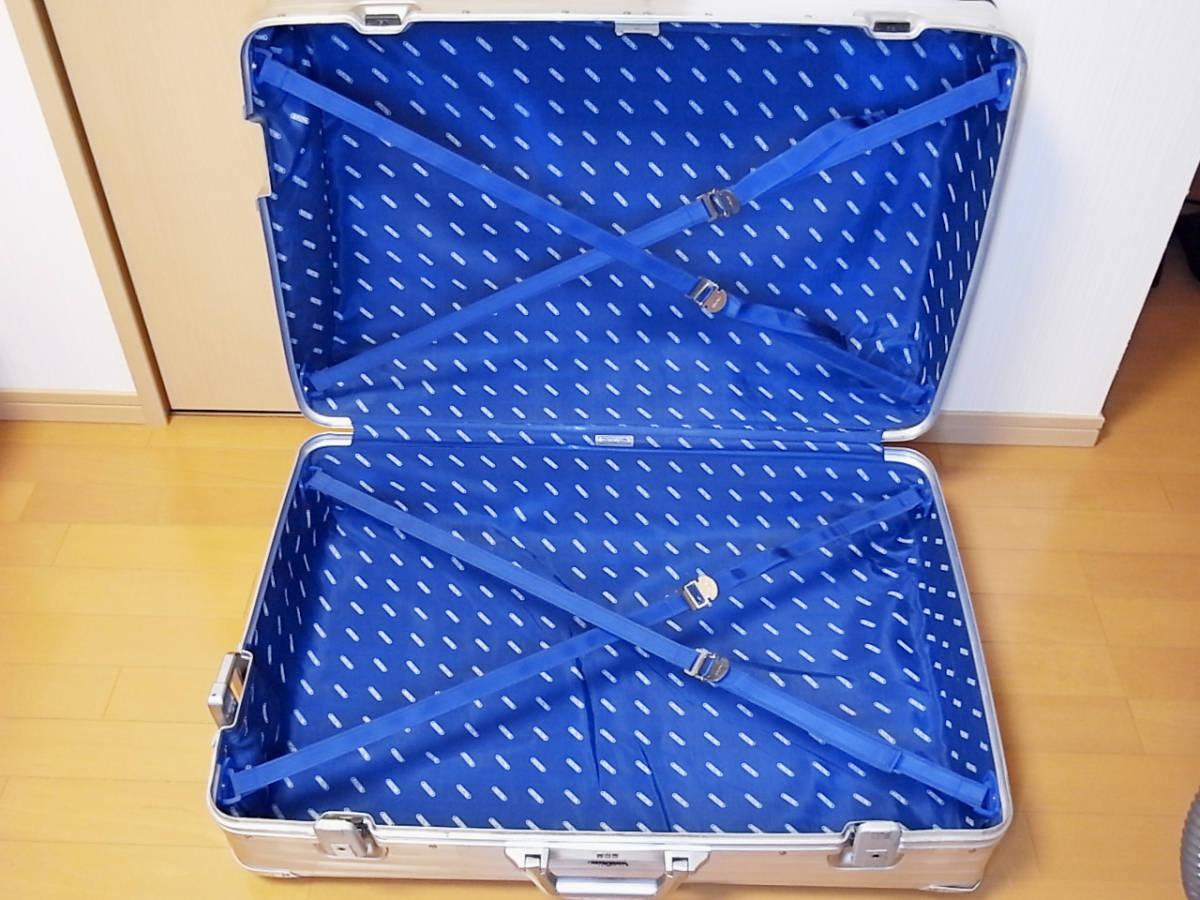 リモワ TOPAS ジュラルミン製104L スーツケース