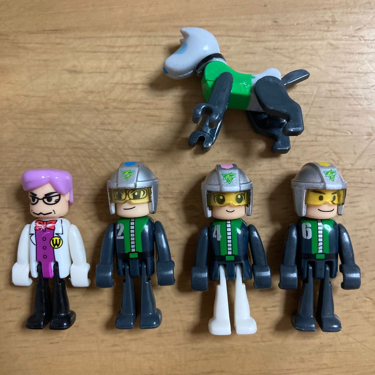 トミカ プラレール プラキッズ ハイパーグリーンレンジャー 隊員