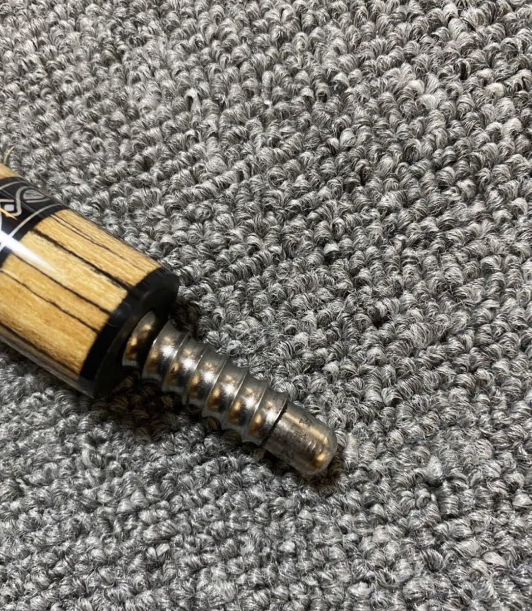 ビリヤード キューJ Flowers黒柿 バット新品未使用品 特注 牛革型押し