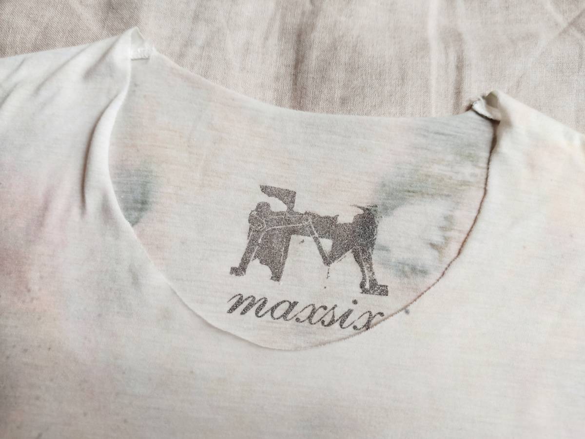 美品 MAXSIX マックスシックス Tシャツ カットソー リップオンハニー