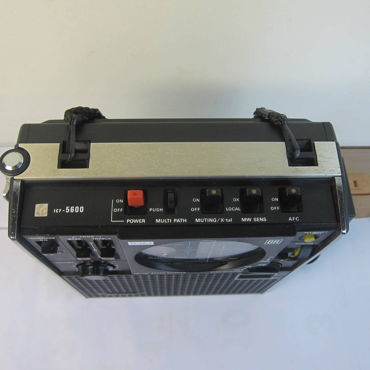 SONY ソニー スカイセンサー ICF-5600 FM/SW/MW3バンド AC/DC