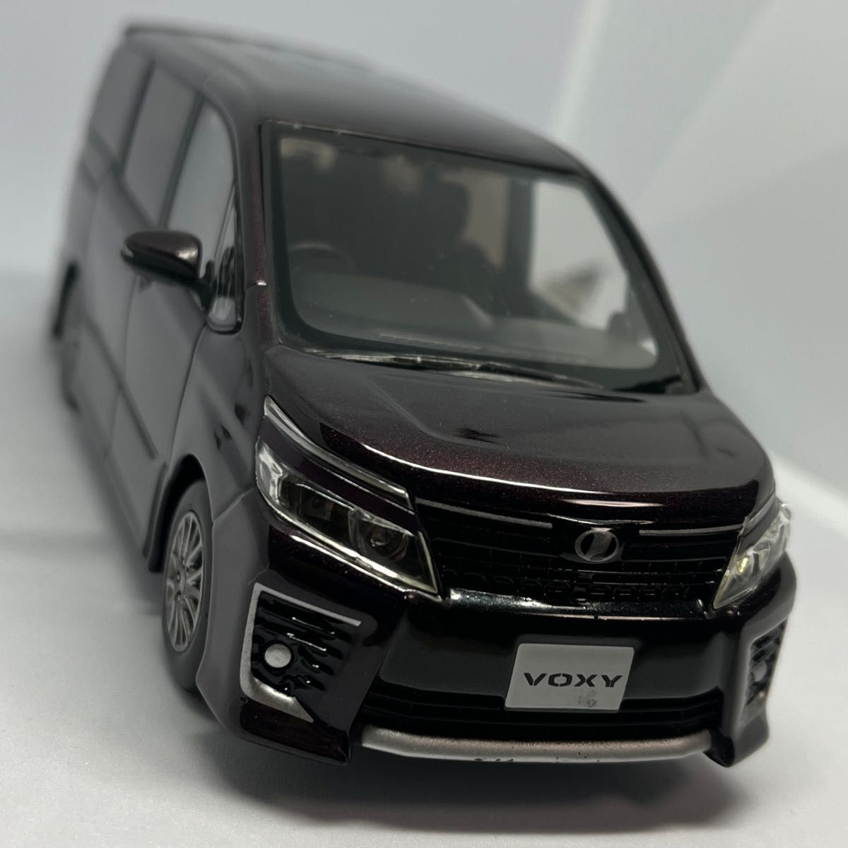 トヨタ80系前期ヴォクシーZS カラーサンプルミニカー｜Yahoo!フリマ
