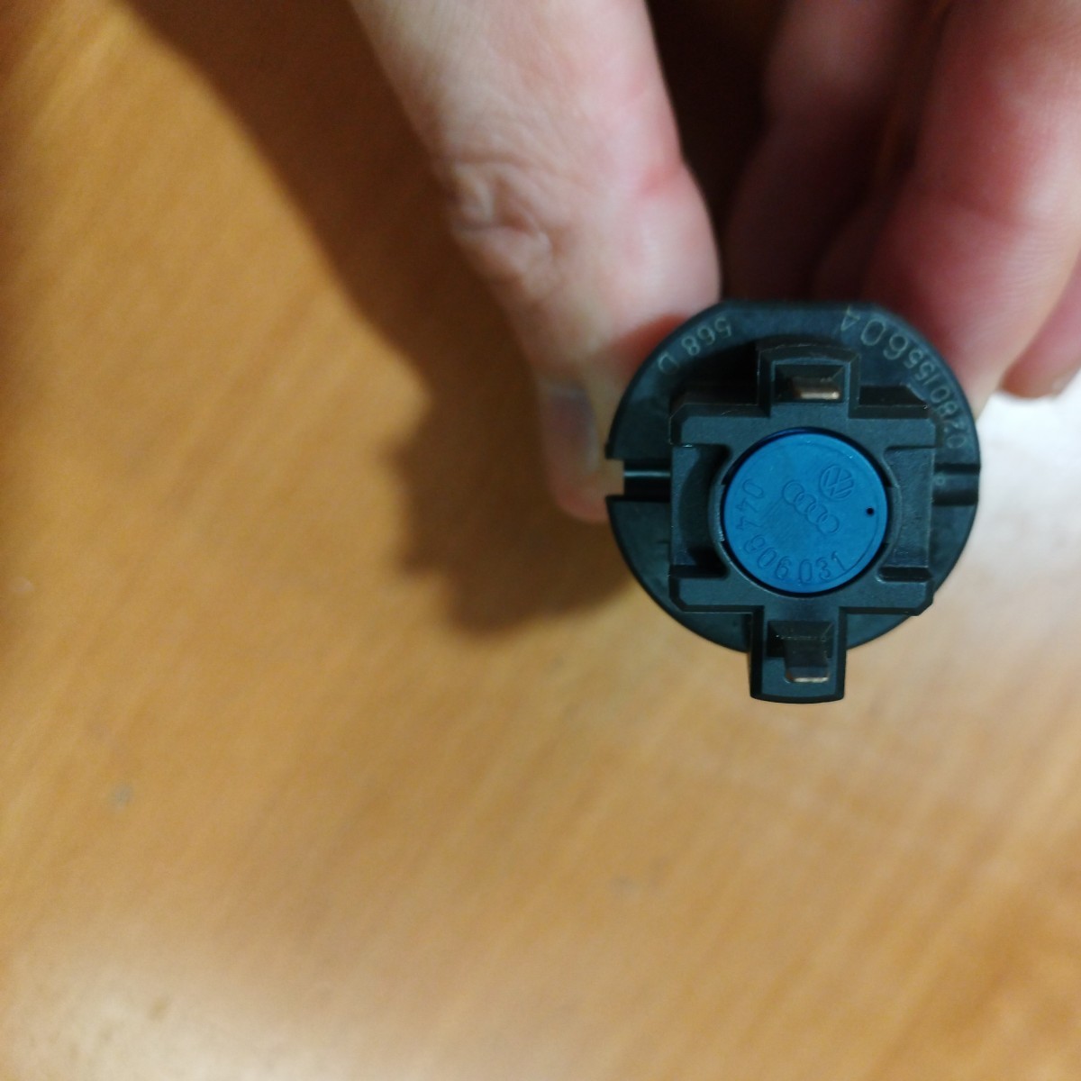 ジャンク】ヴァナゴンT4 ユーロバンT4 2 5用 フューエルインジェクター