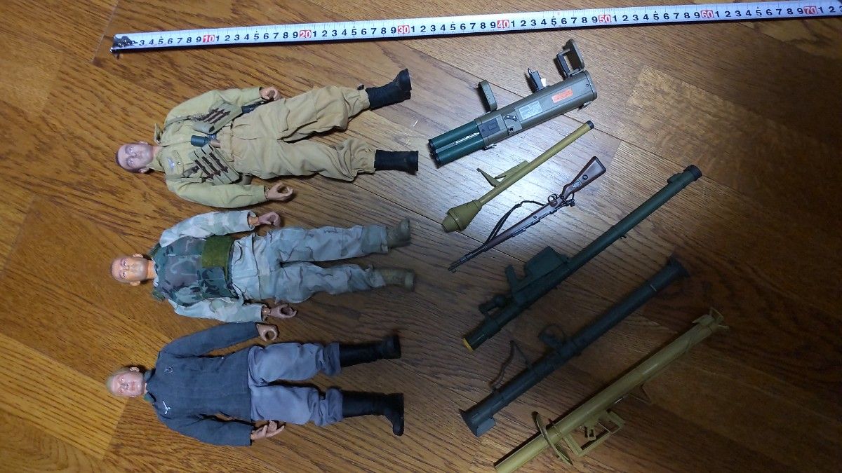 1/6 ミリタリーフィギュア3体+武器セット ドラゴンモデルズ ホット