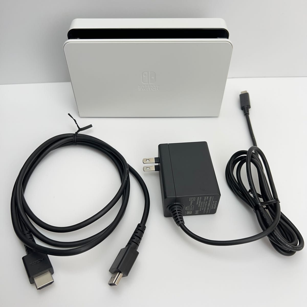 Switch》ドック・HDMIケーブル・充電器 白・ホワイト 有機 ELモデル