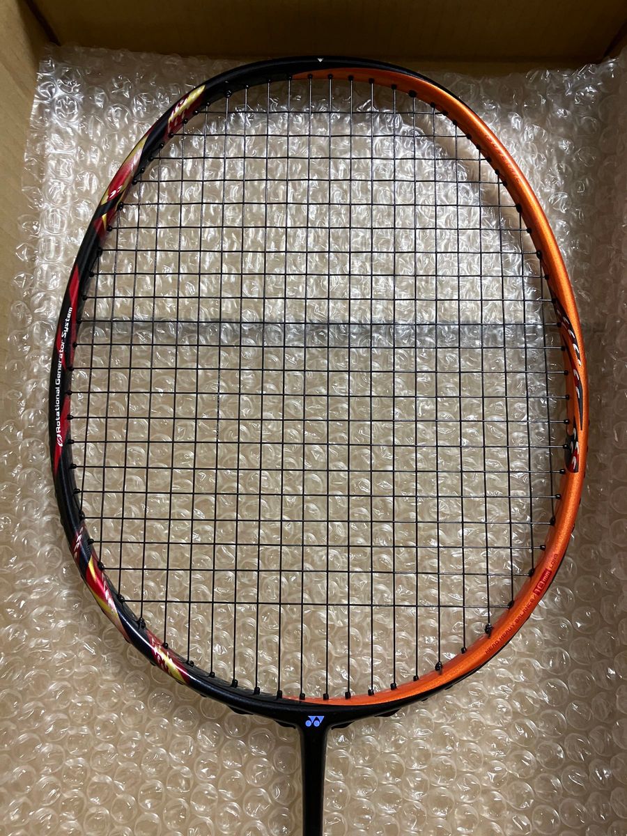 美品】バドミントン アストロクス99 サンシャインオレンジ 4U5 ケース