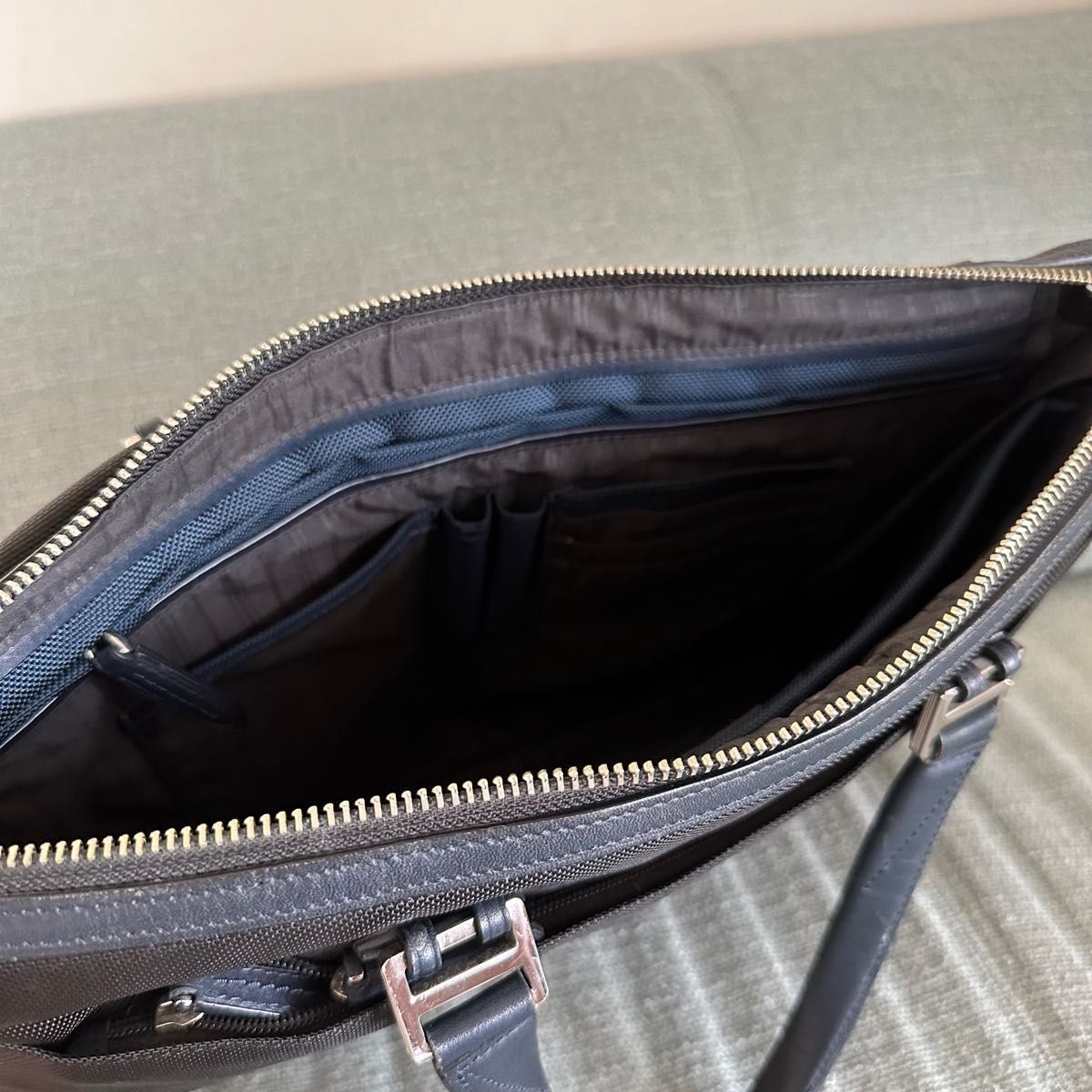 TUMI JARVIS 68415DNYE スリム・ブリーフ 2WAY ネイビー 日本限定