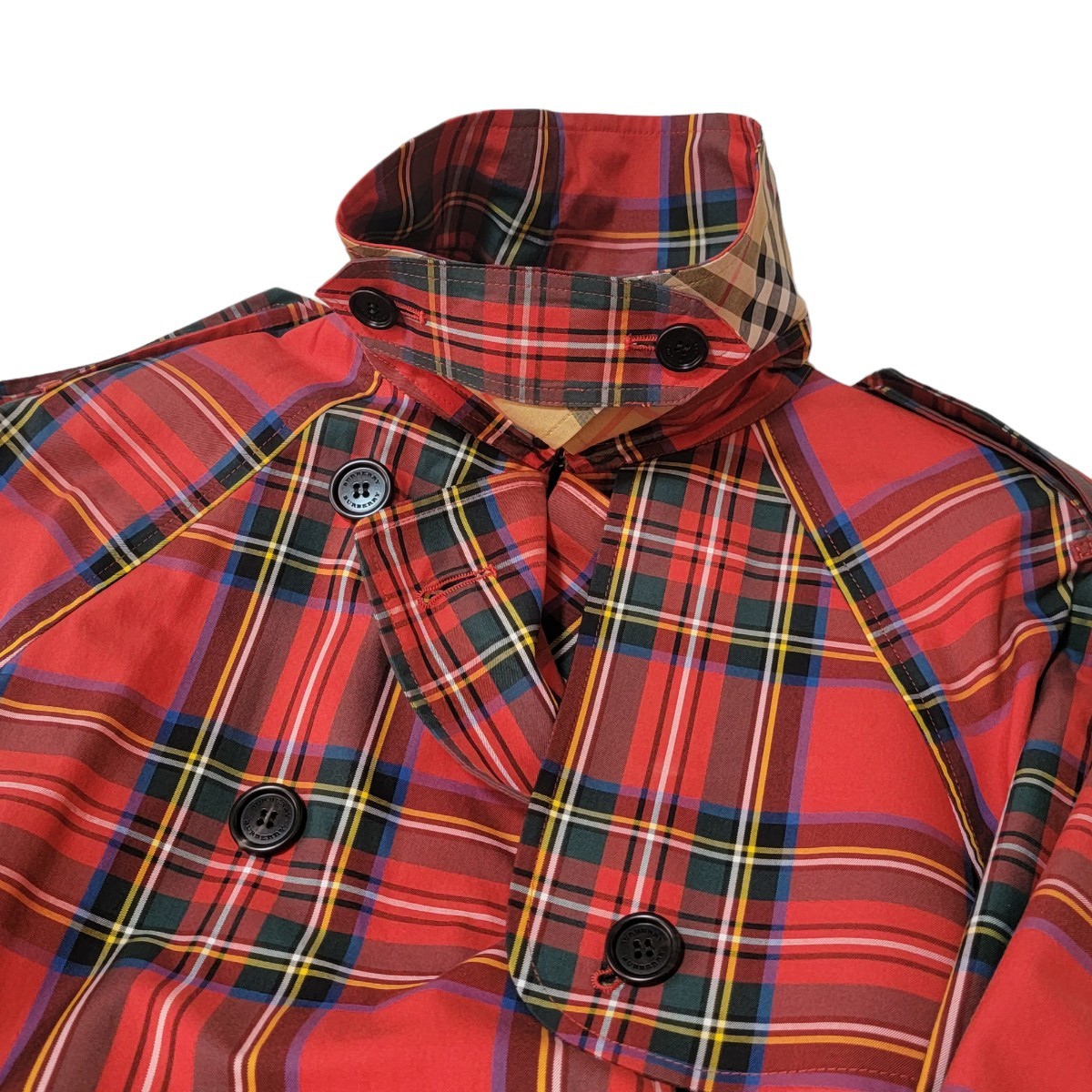 試着のみ】イタリア製 バーバリー BURBERRY タータンチェック