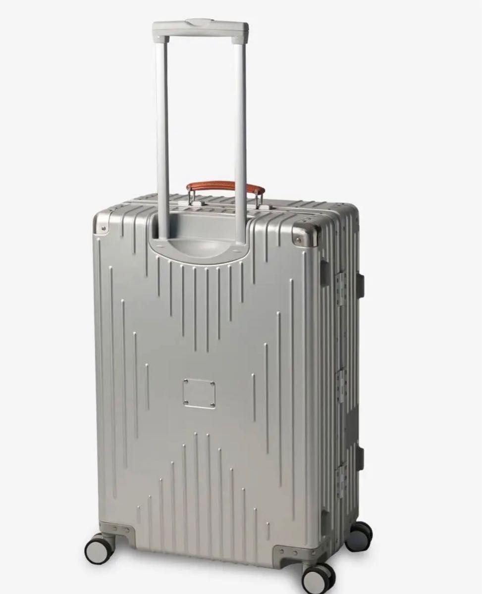 イノベーター アルミスーツケース 36L TSAロック キャリーケース 静音