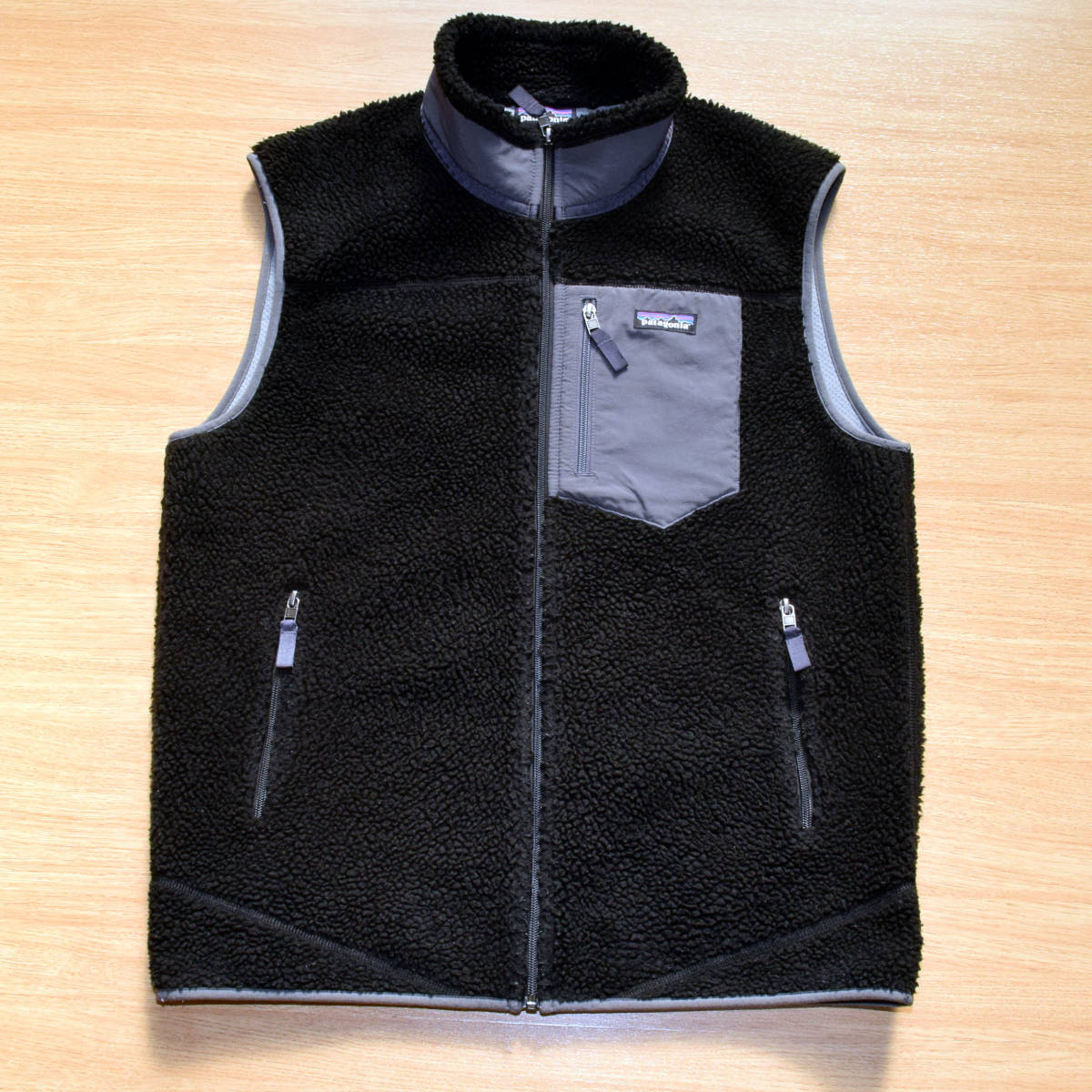 メンズL 日本XL 2018年 patagonia パタゴニア レトロX BFO ブラック