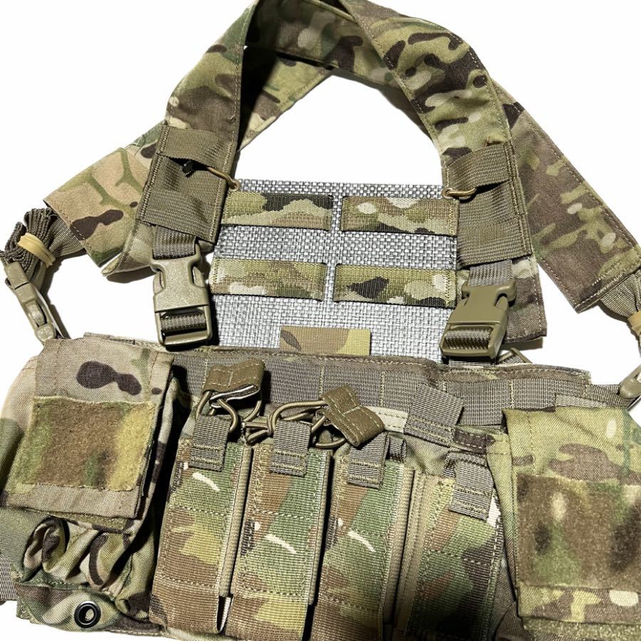 送料無料 実物新品 Ferro Concepts フェローコンセプト CHESTY ATAK