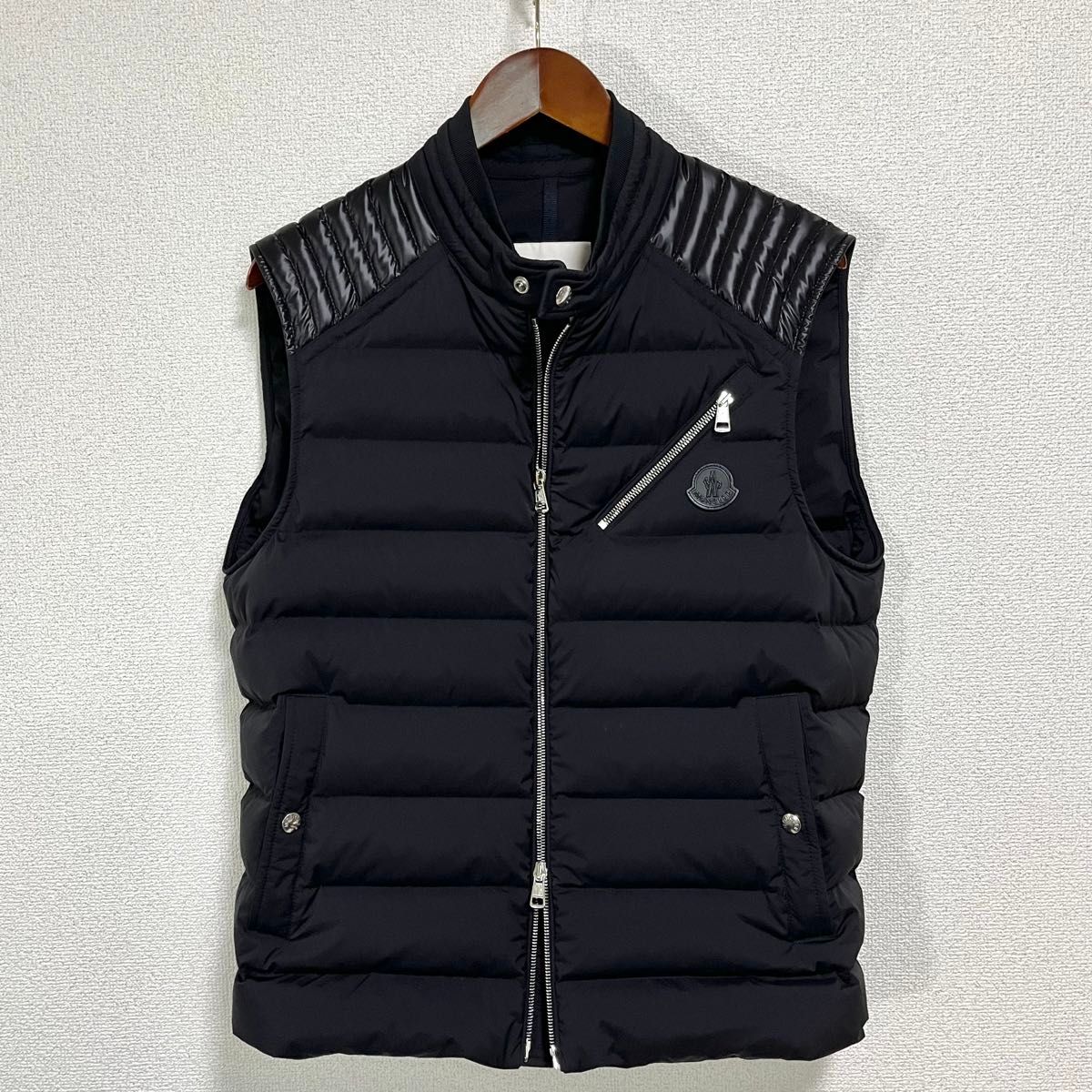 美品希少 モンクレール MONCLER TOLONNE ダウンベスト サイズ3