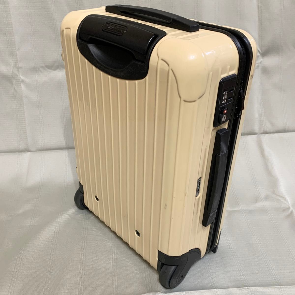 リモワ エクリュ ユナイテッドアローズ 別注 35L 2輪｜Yahoo!フリマ