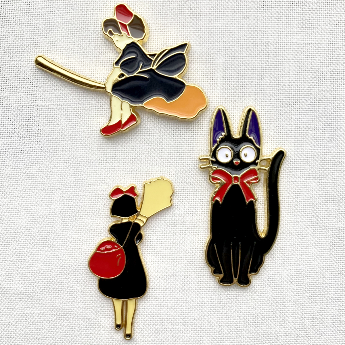 魔女の宅急便3個セット キキ ジジ 黒猫 ピンバッジ ピンズ バッチ