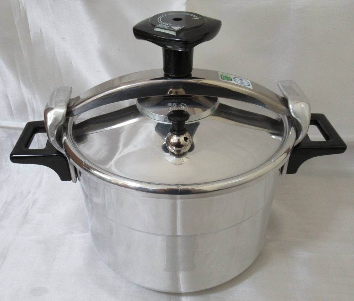SEB / セブ COCOTTE MINUTE 6L 22cm 厚手アルミ製 圧力鍋 両手鍋
