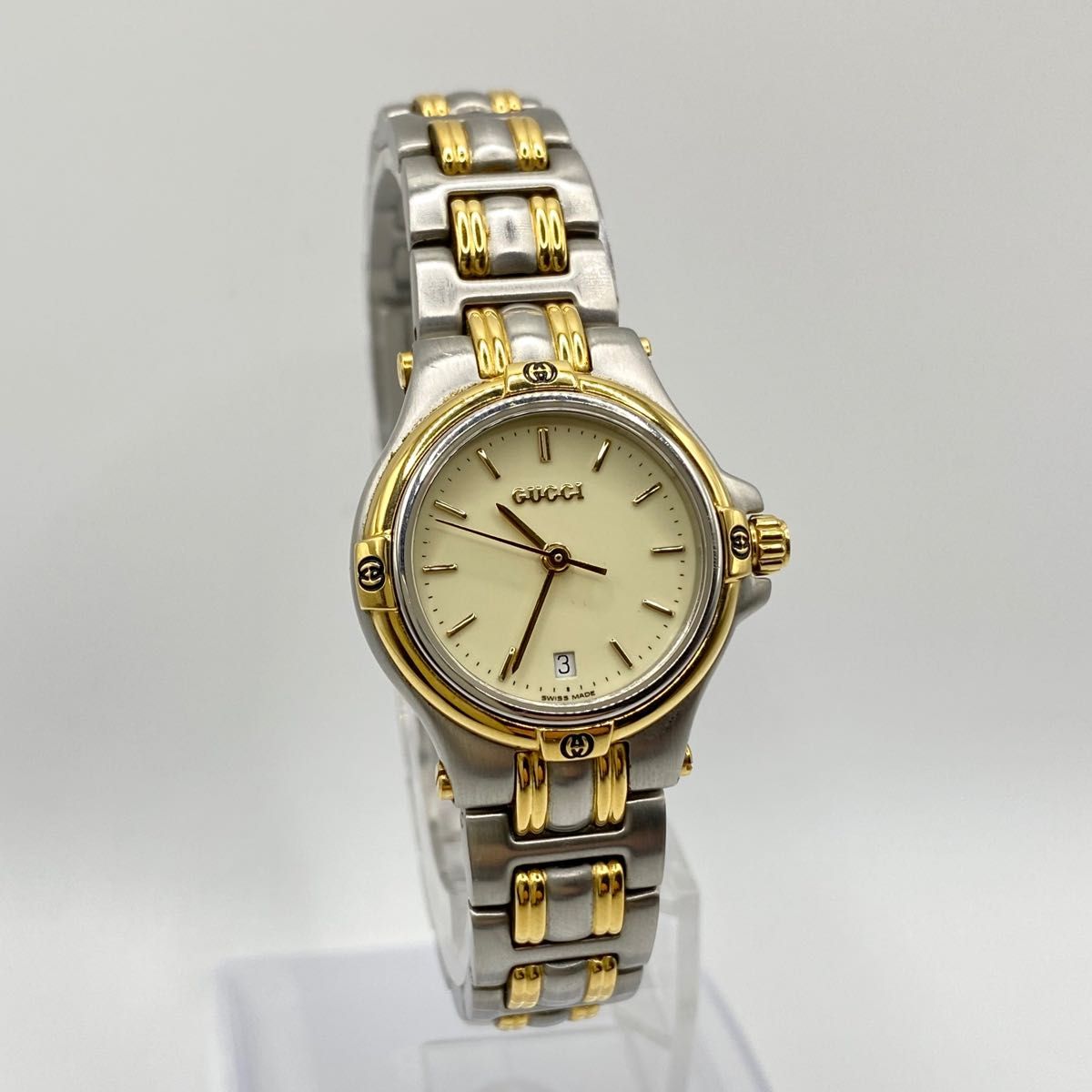 GUCCI グッチ 9040L デイト アイボリー文字盤 QZ 1AP｜Yahoo!フリマ