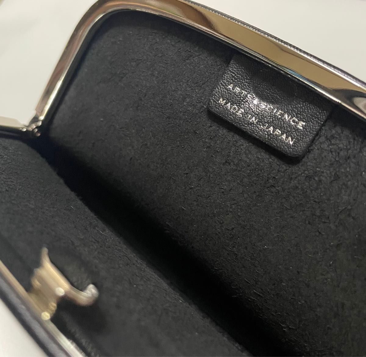 ARTS & SCIENCE アーツアンドサイエンス Push gamaguchi purse M