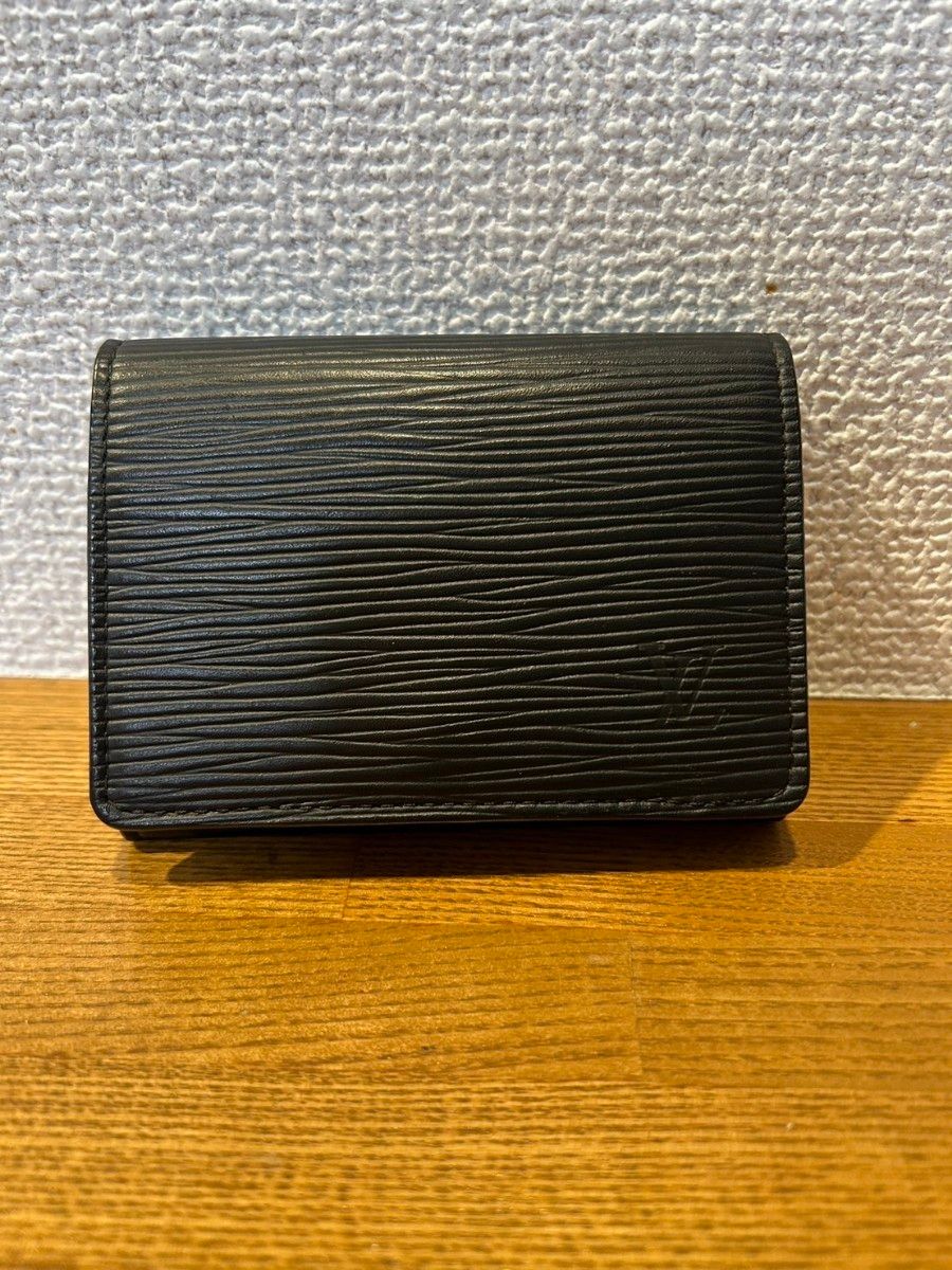 LOUIS VUITTON 名刺入れ カードケースイニシャル入り エピブラック