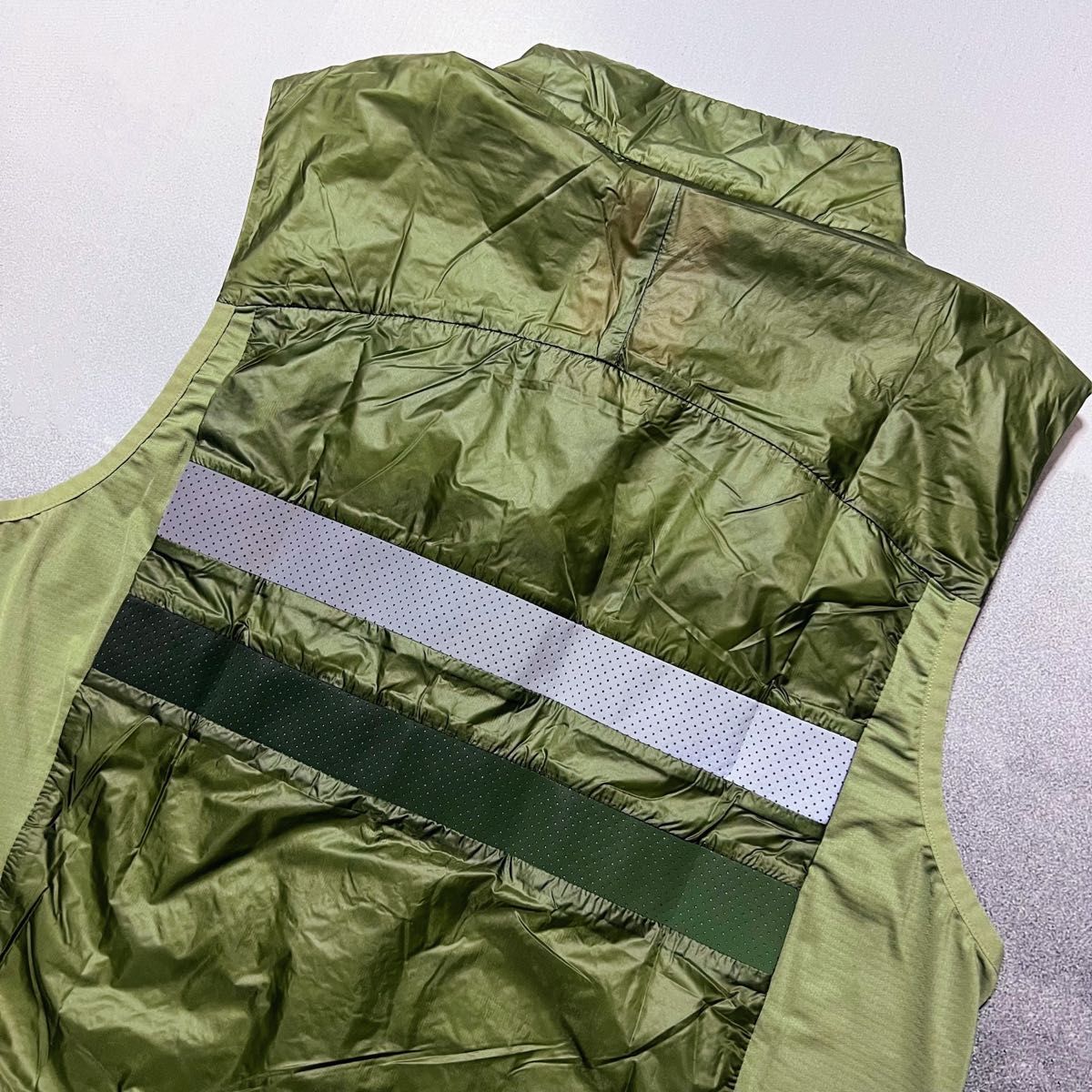 新品 Rapha メンズ ブルベ インサレーティッド ジレ ベスト オリーブ