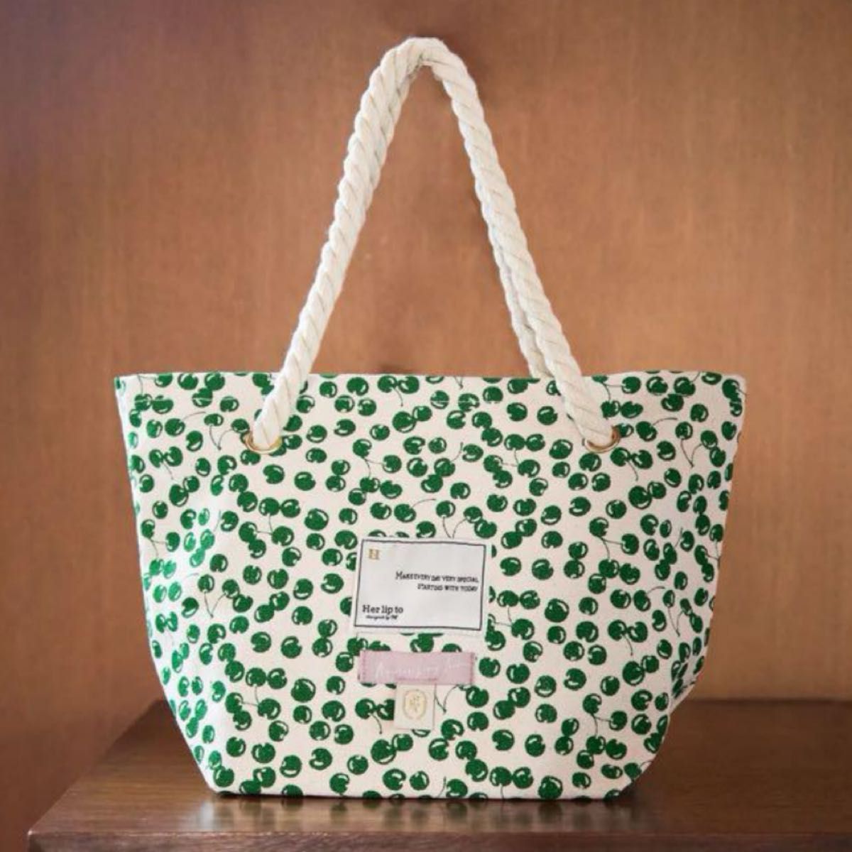 HLT Cherry Tote Bag herlipto ハーリップトゥ 小嶋陽菜 こじはる