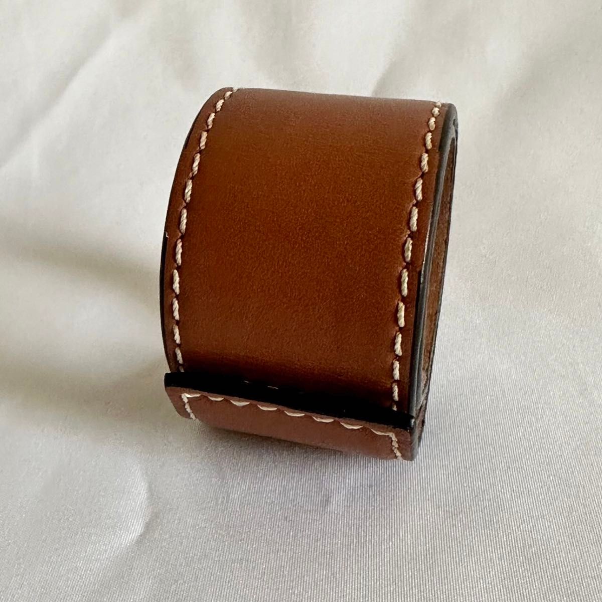 良】ロエベ LOEWE アナグラム バングル ブラウン レザー ブレスレット
