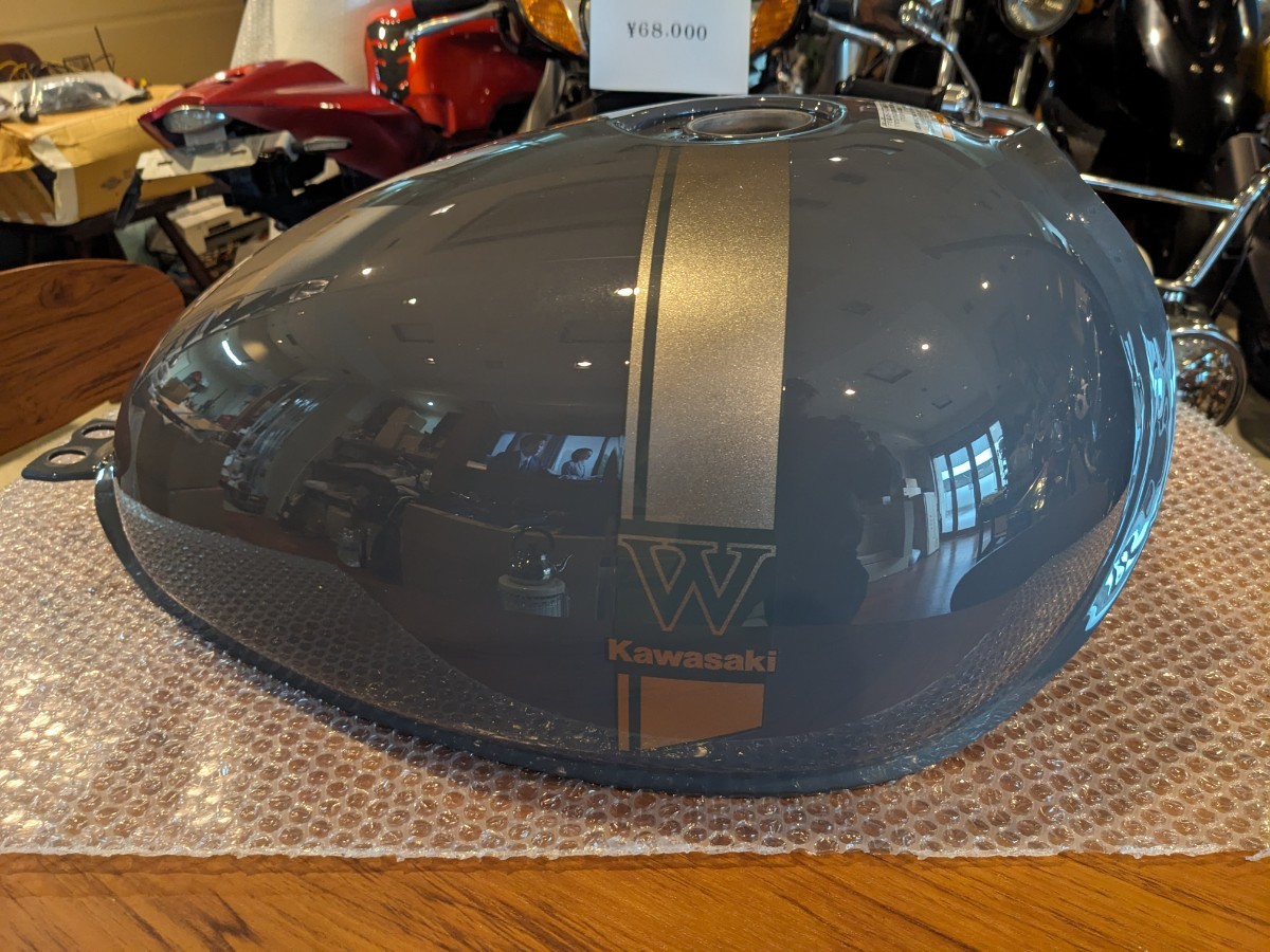 W800ストリート純正燃料タンクフューエルタンク