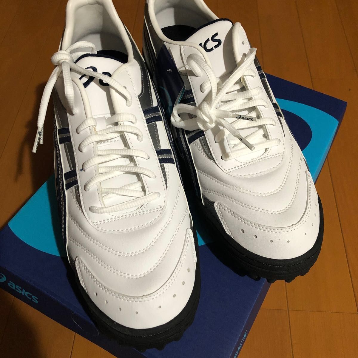 新品未使用 29タグ付き アシックス アメリカンフットボールシューズ