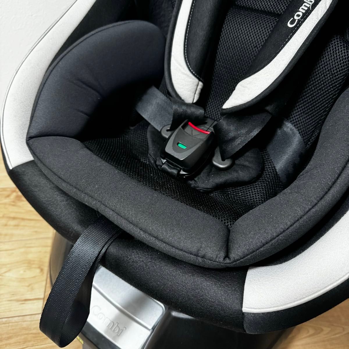 Combi チャイルドシート ネルーム エッグショック NF-600 最上位
