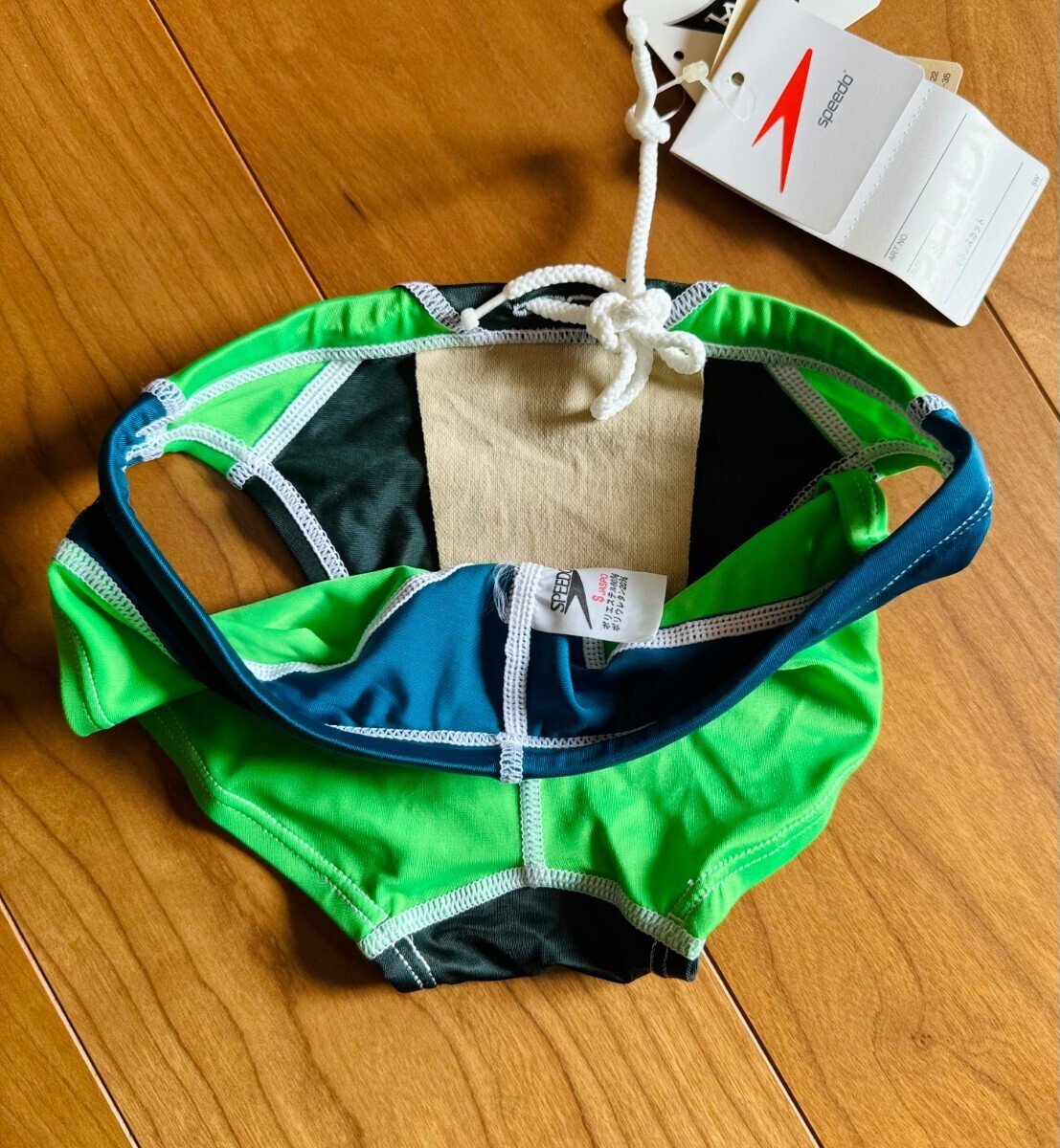 Yahoo!オークション - 【新品・タグ付き】SPEEDO / アクアスペック/ グ