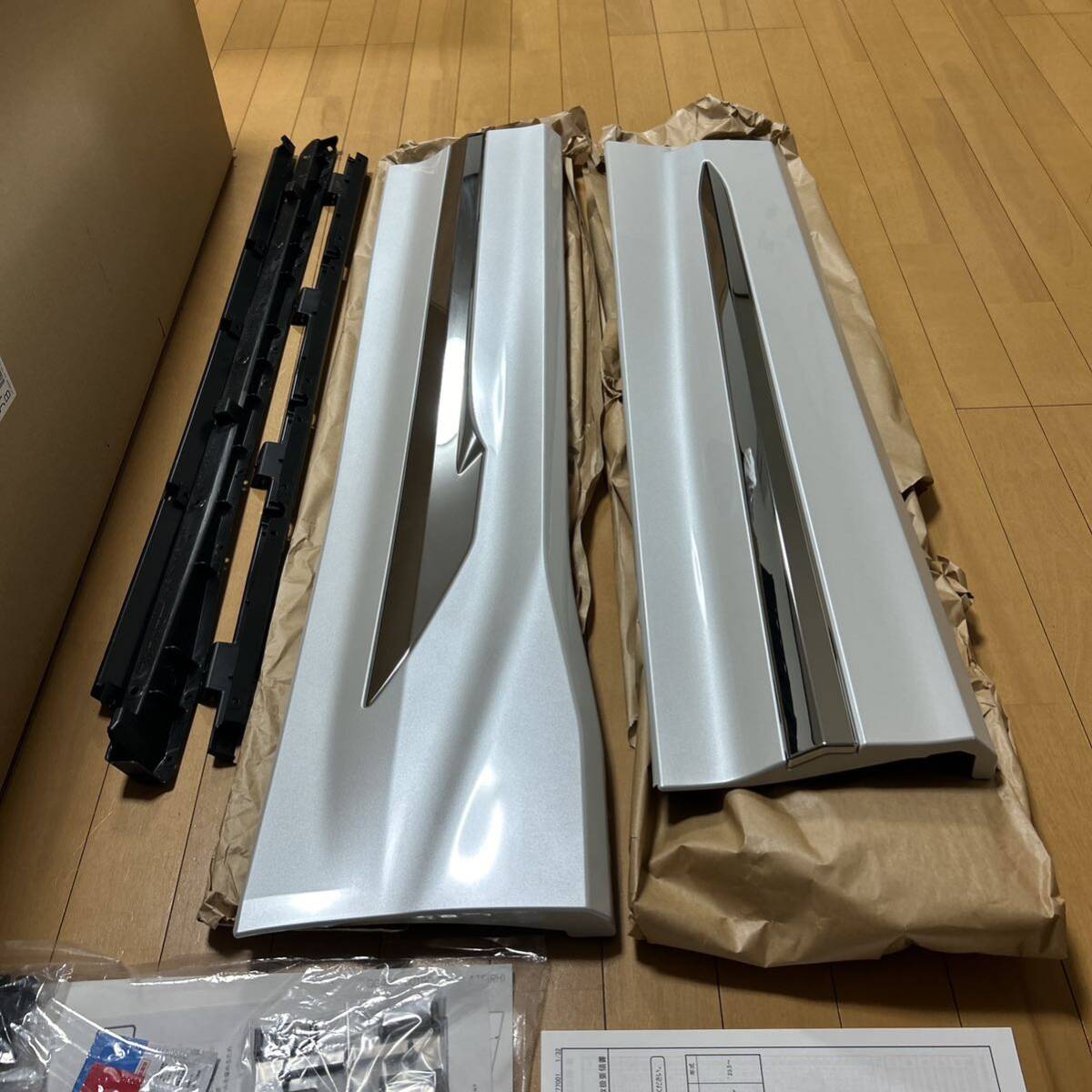 未使用 40系 アルファード ヴェルファイア 右側のみ サイドスカート