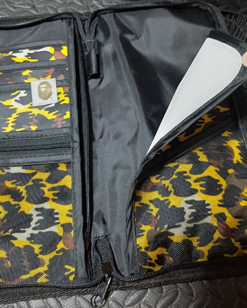 A BATHING APE エイプ/2010年 雑誌付録・ カモフラ マルチケース