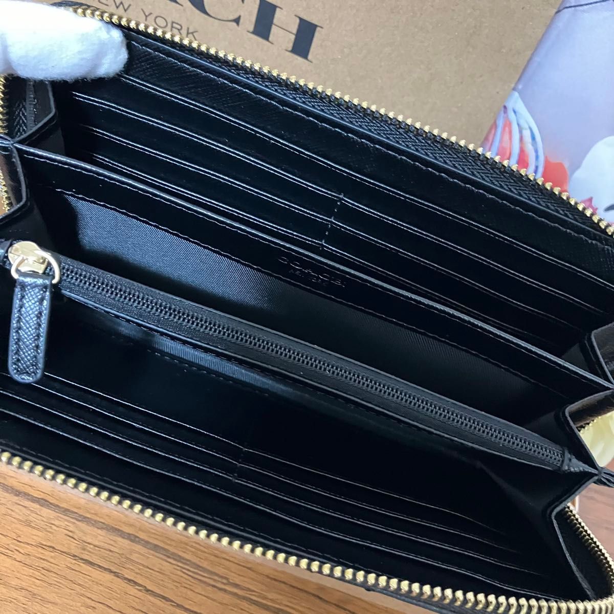 コーチ COACH キルティング ラウンドファスナー 長財布 ブラック